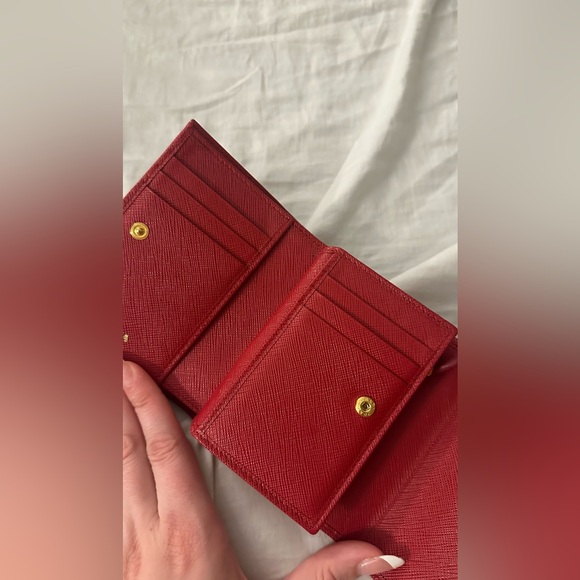 Prada Red Plaque Logo Trifold Wallet - Picture 10 of 10